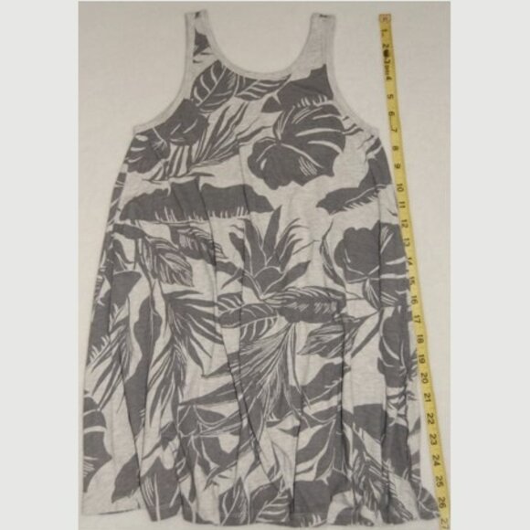 Old Navy Girls Size M (8), Gray Floral Summer Dress - Picture 6 of 6